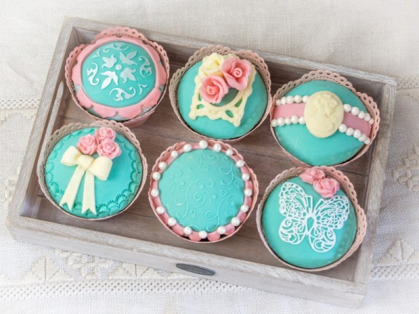 Vintage Cupcakes-25