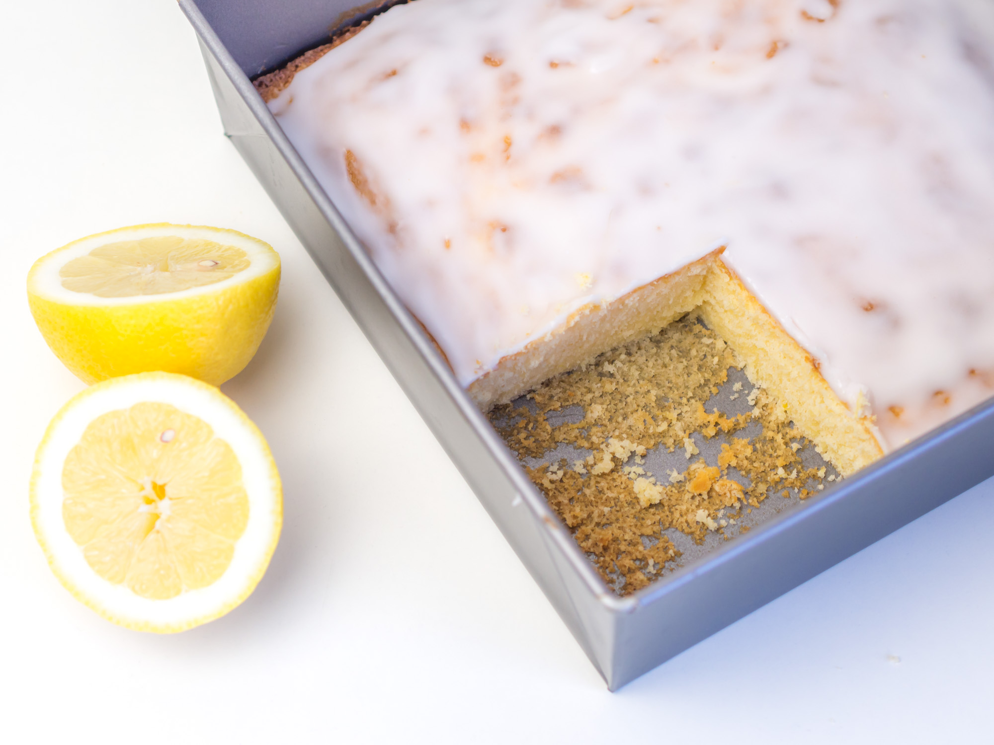 Einfacher Schneller Zitronenkuchen Vom Blech Mit Zuckerguss