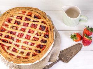 Erdbeer Rhabarber Pie – ein fruchtiger Frühlingstraum